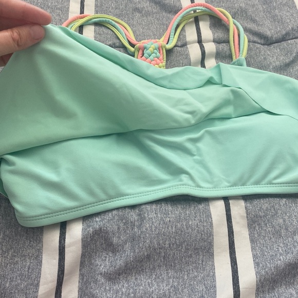 Cute Teal 2-Piece Swimsuit - Picture 3 of 9